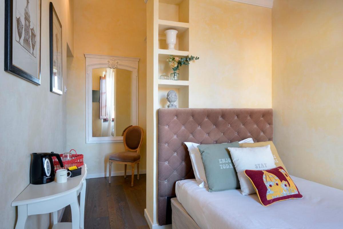 Bed and Breakfast Mabelle Firenze Residenza Sassetti Zewnętrze zdjęcie